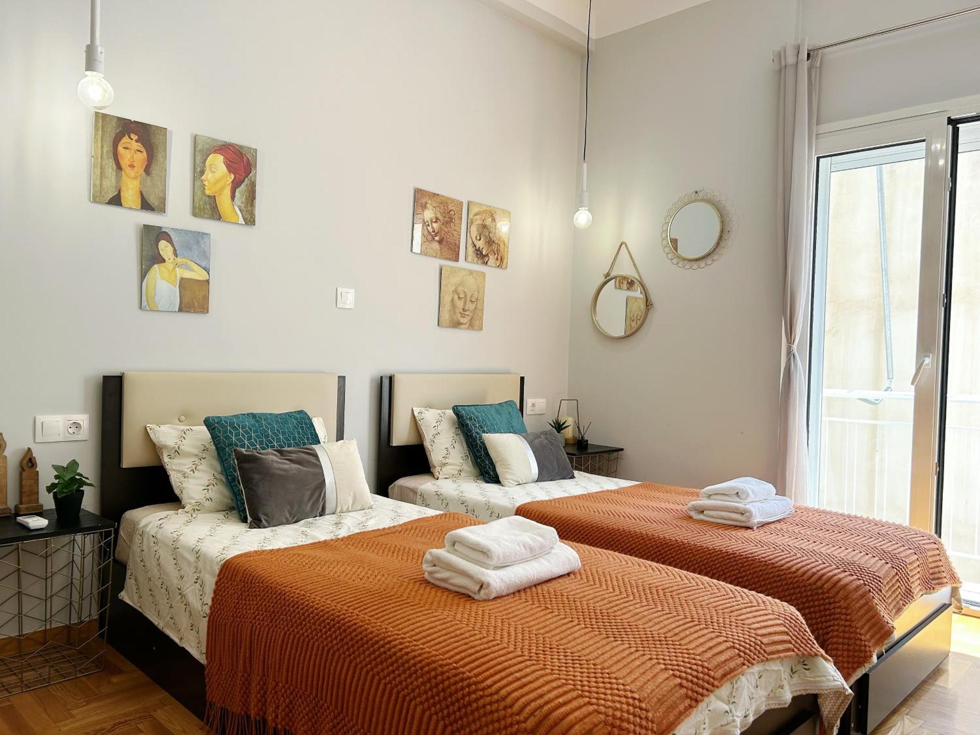 Near Acropolis New 2 Bedrooms Apt In Koukaki Athena Bagian luar foto